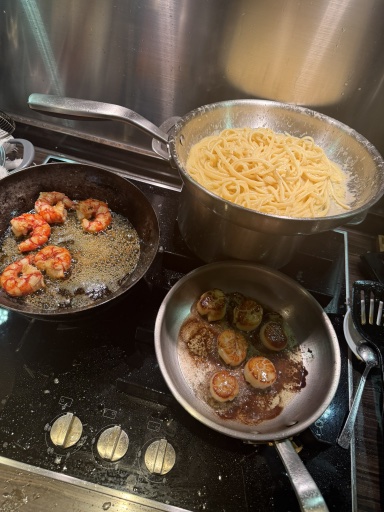 shrimp and scallop pasta