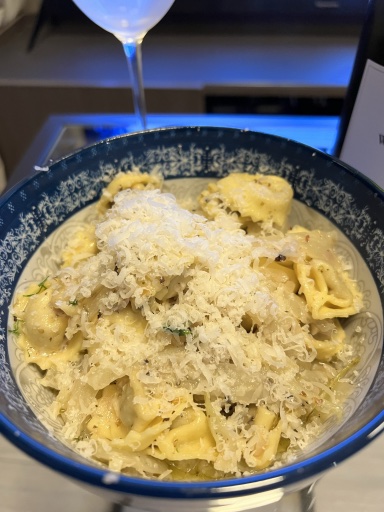 creamy tortellini