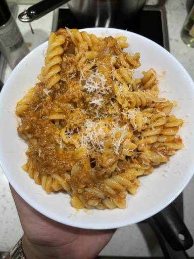 fusilli bolognese
