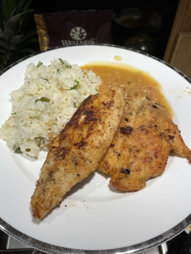 chicken with rice and gravy