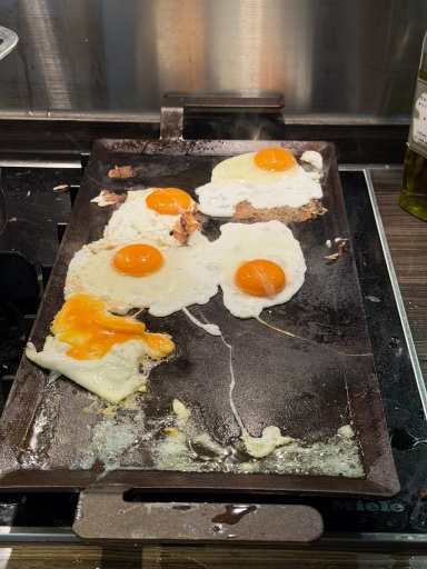 fried eggs