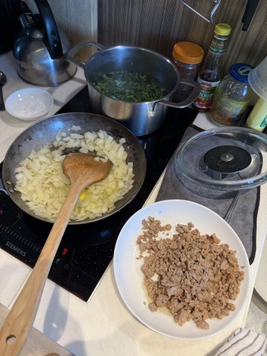 sausage mushroom broccoli pasta