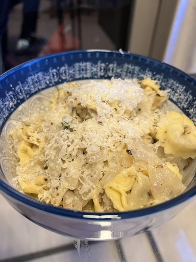 creamy tortellini