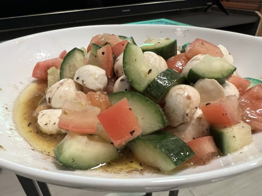 cucumber tomato mozzarella salad