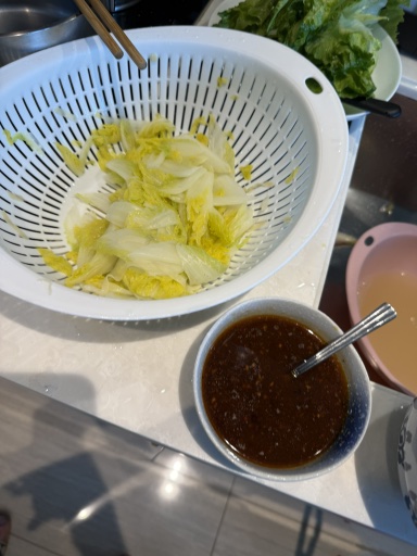 beef noodles with cabbage