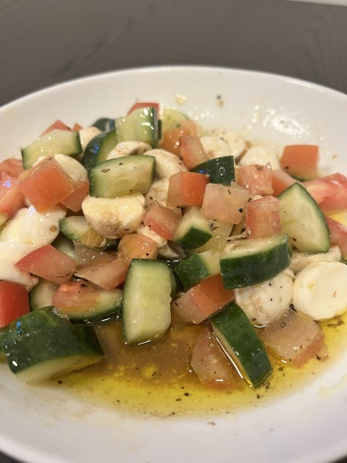 cucumber tomato mozzarella salad