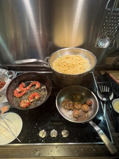shrimp and scallop pasta