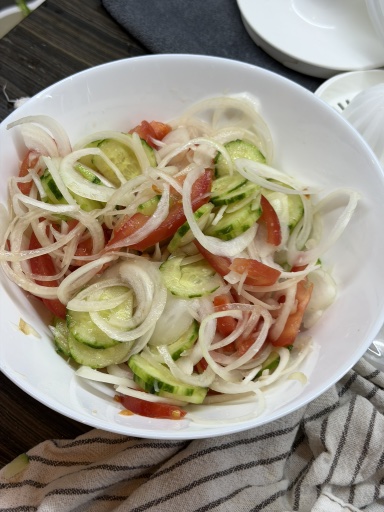 cucumber tomato onion salad