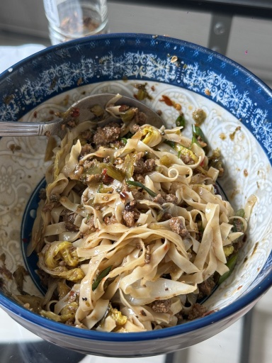 beef noodles with cabbage