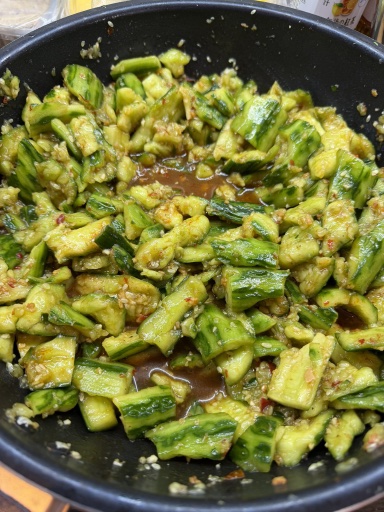 smashed cucumber salad