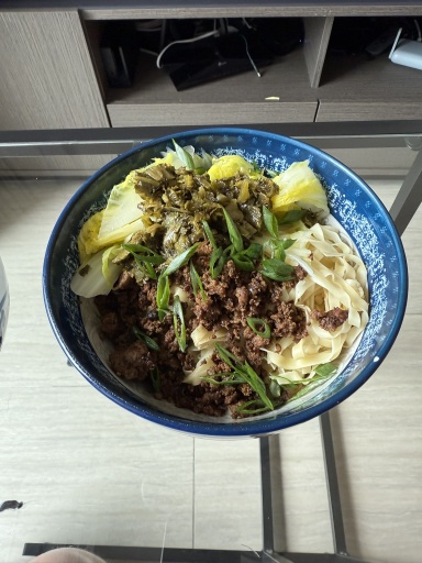 beef noodles with cabbage