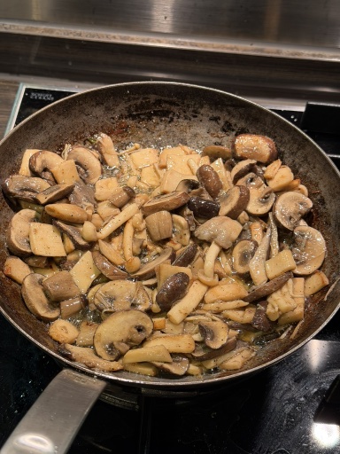 sautéed mushrooms