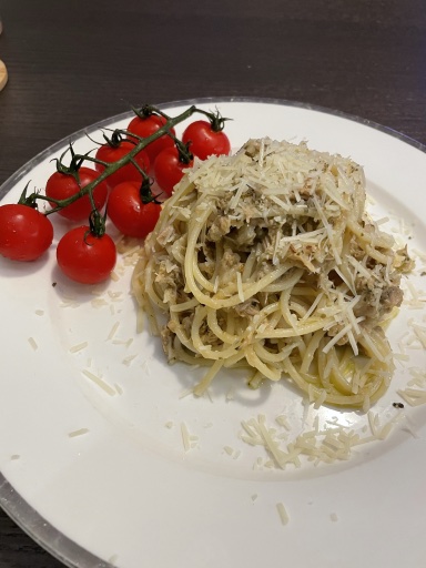 spaghetti with meat sauce