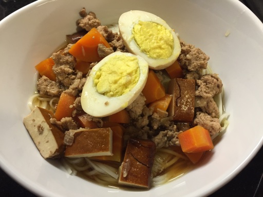 minced pork noodle soup