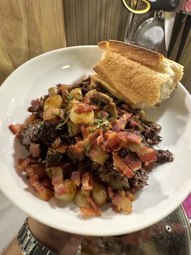 beef bourguignon