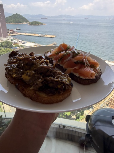 steak and smoked salmon toasts