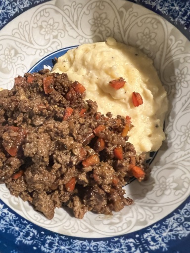 ground beef and mashed potatoes