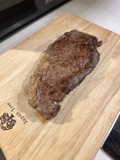 steak with asparagus