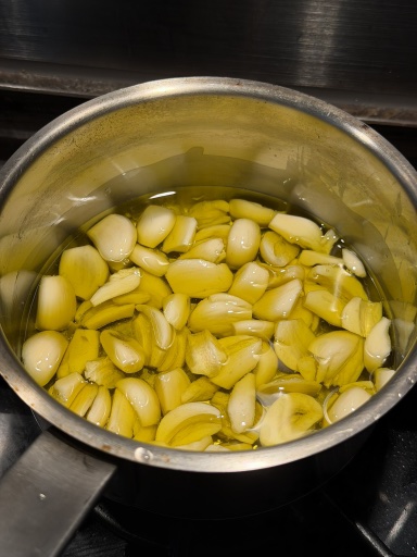fried garlic chips