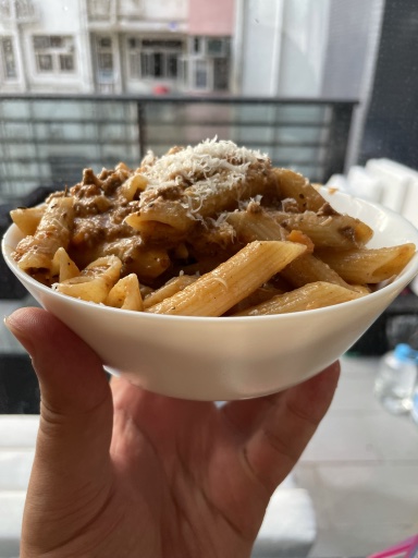 penne bolognese